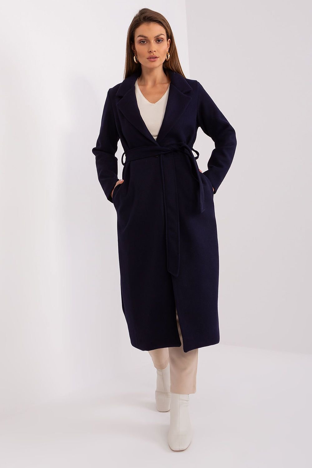 Coat model 190135